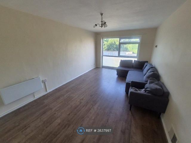 Apartment for rent in Carshalton Beeches, Greater London