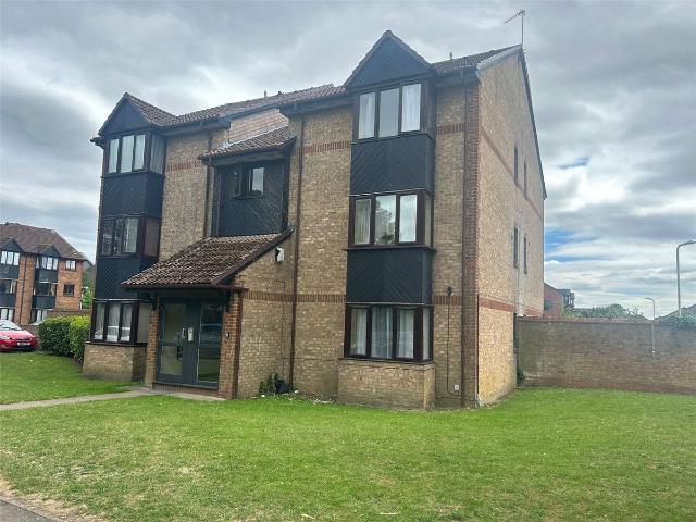 Studio for rent in West Drayton, Greater London