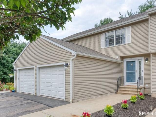 House for sale in Rocky Hill, Connecticut