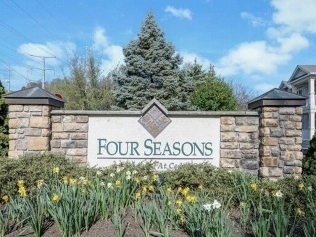 Condo for sale in Cedar Grove, New Jersey
