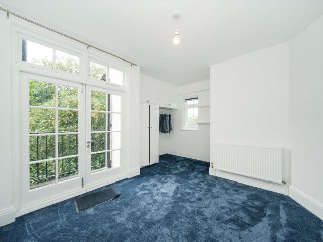 Apartment for rent in Holly Lodge Estate, Greater London