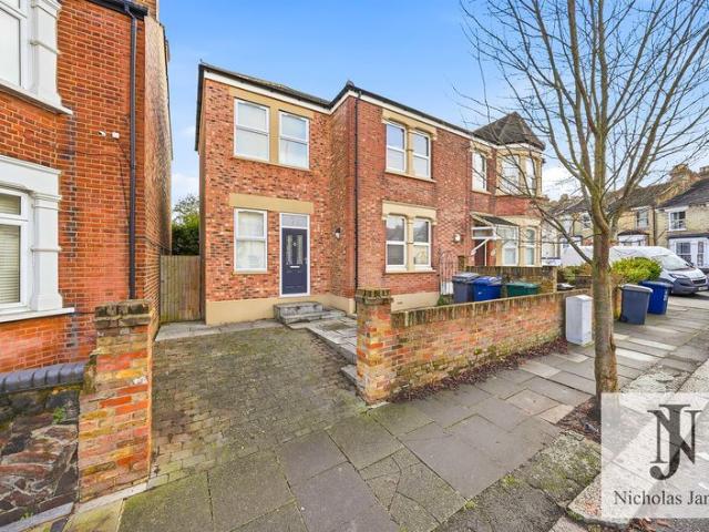 House for rent in Friern Barnet, Greater London