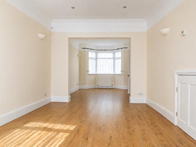 House for rent in Freezywater, Greater London