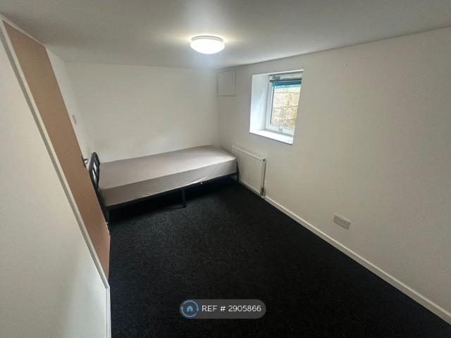 Room for rent in West Yorkshire
