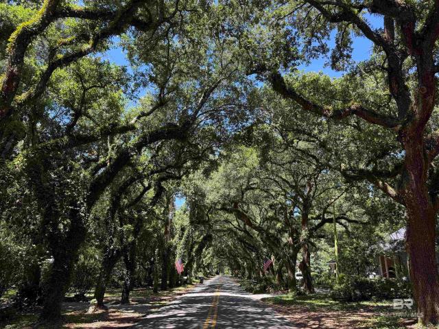 Land for sale in Magnolia Springs, Alabama