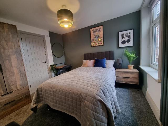 House for rent in Droylsden, Tameside