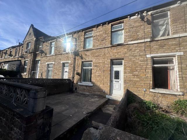 House for rent in Hillhouse, Huddersfield