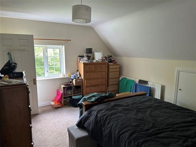 Bungalow to rent in Enniskerry, North Tipperary