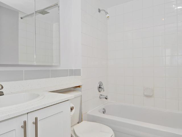 Apartment for rent in West Vancouver, British Columbia