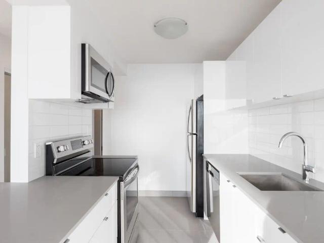 Apartment for rent in Ambleside, West Vancouver