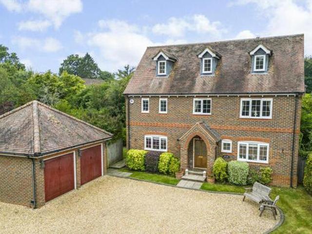 House for sale in Thatcham, West Berkshire