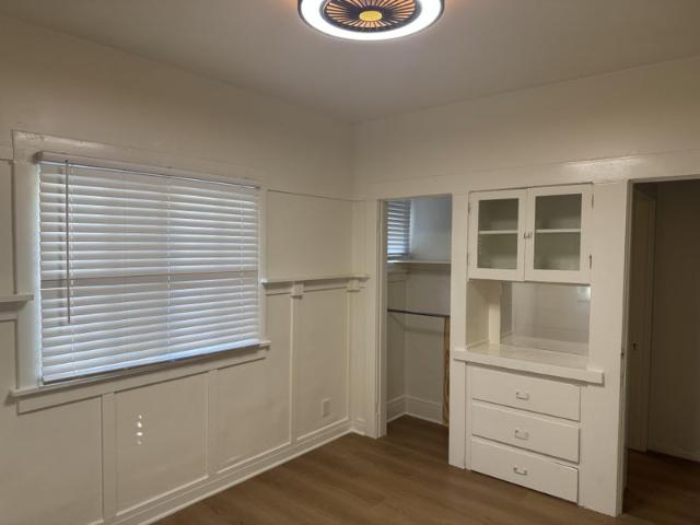 Room for rent in Canoga Park, California