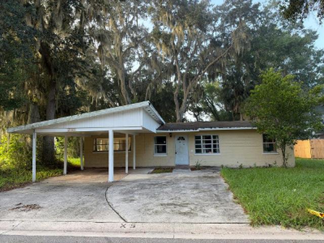 House for sale in Eustis, Lake County