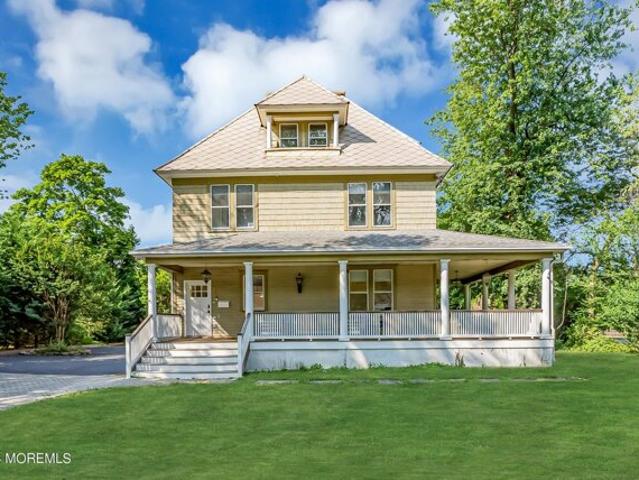 House for sale in Long Branch