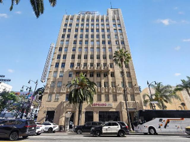 Condo for sale in Canoga Park, California