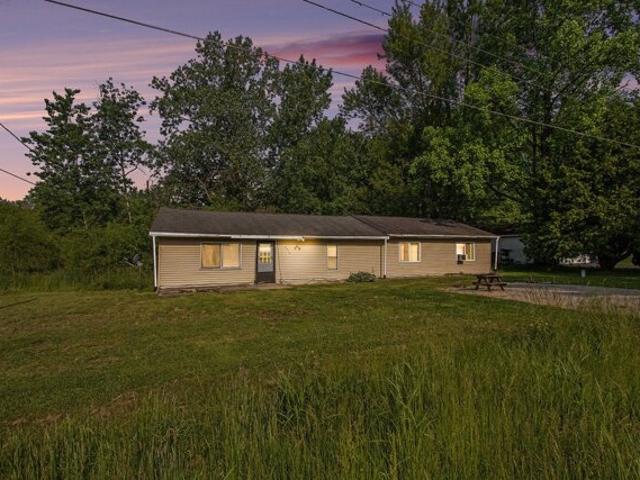 House for sale in Coloma