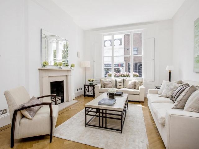 House for rent in Brompton, Greater London