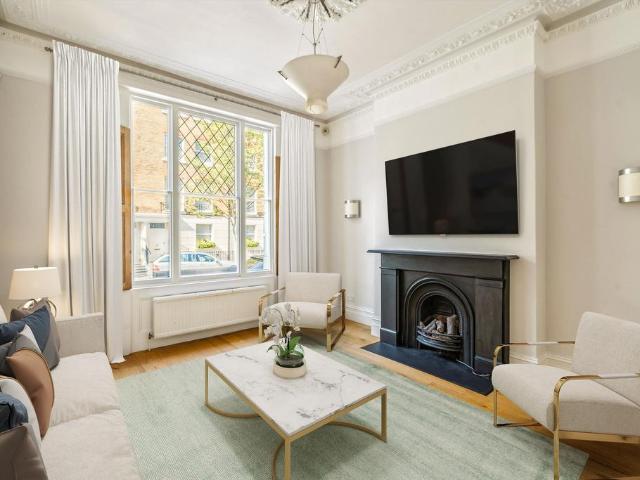 House for rent in Brompton, Greater London