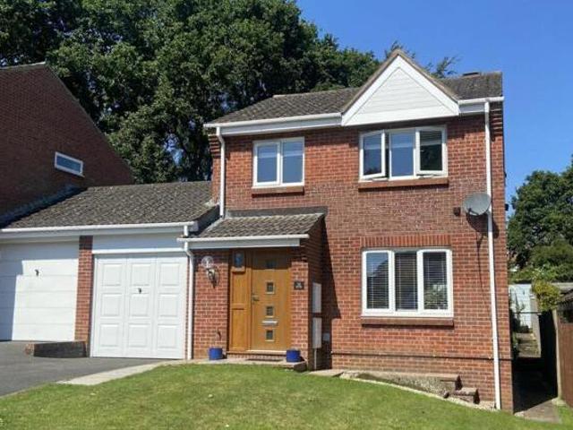 House for sale in Dawlish Warren, Teignbridge