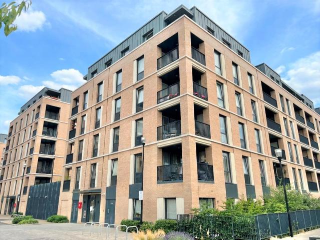 Apartment for rent in London Borough of Ealing, Hanwell