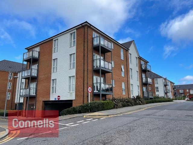 Apartment for rent in Kilnwood Vale, Horsham