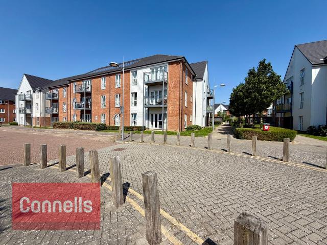 Apartment for rent in Kilnwood Vale, Horsham
