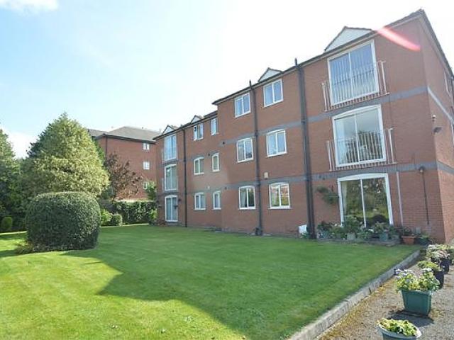 Apartment for rent in Sale Moor, Trafford Park