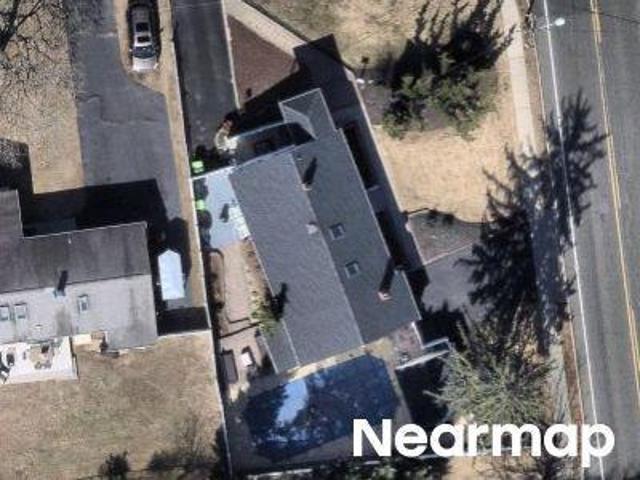 House for sale in Hazlet