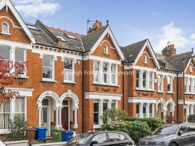House for rent in London Borough of Southwark, Greater London