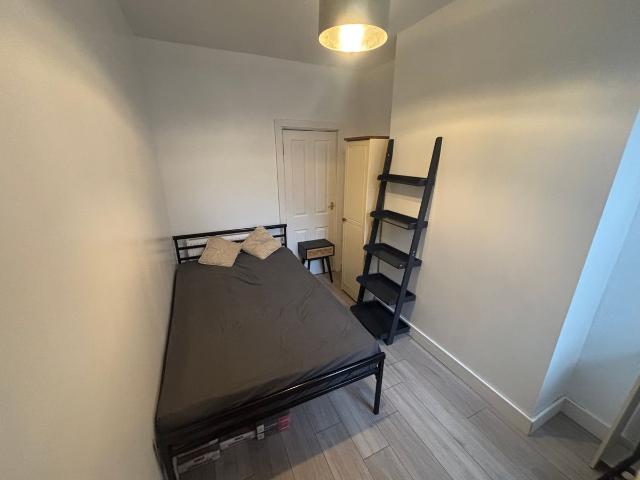 Room for rent in Malin Bridge, Sheffield