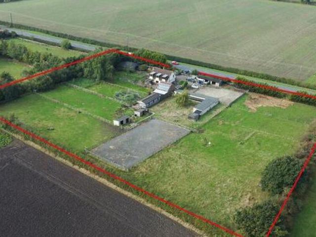 House for sale in High Field, York