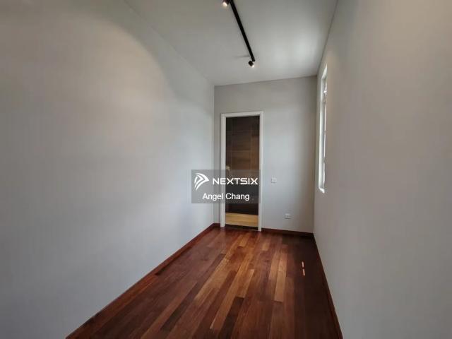 Residential House for sale in Country Heights Damansara, Kuala Lumpur