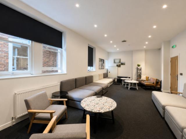 Room for rent in St. Martin's, The Bridge