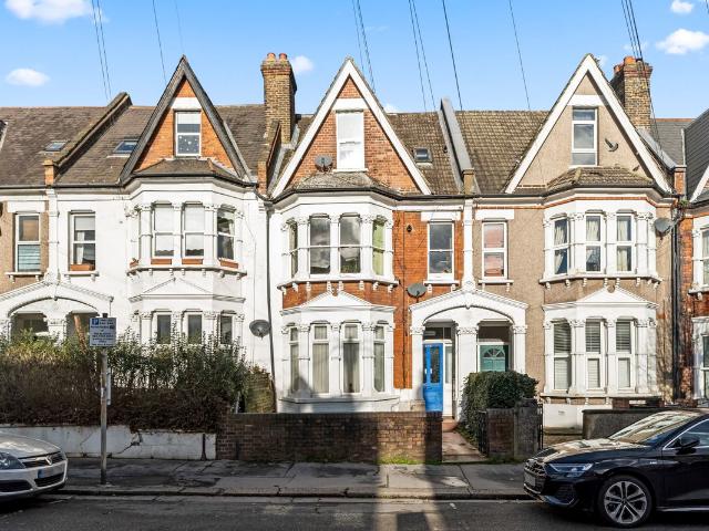 Apartment for rent in London Borough of Croydon, Greater London