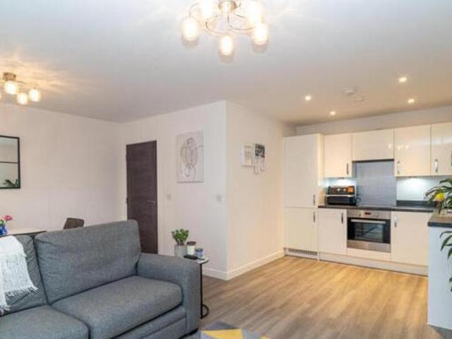 House for sale in Elstree and Borehamwood, Borehamwood