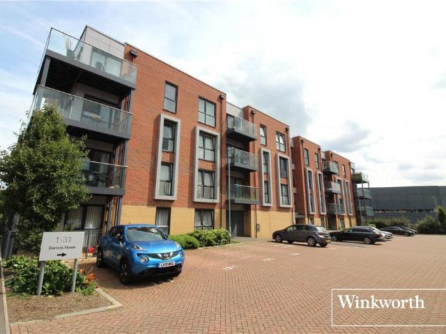 Apartment for rent in Elstree and Borehamwood, Borehamwood
