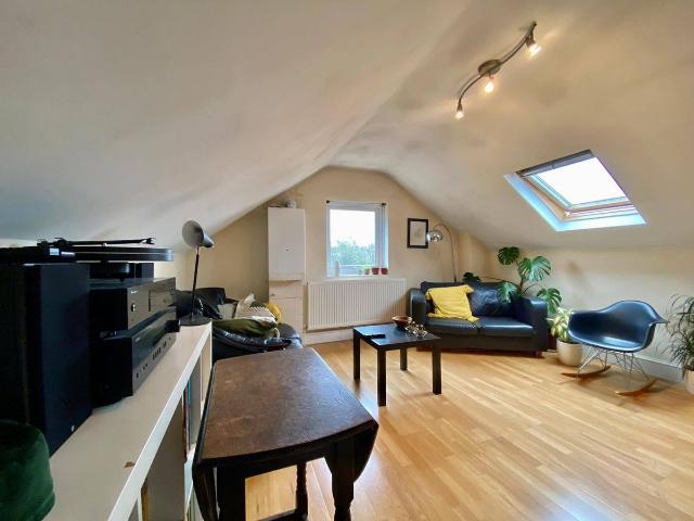 Apartment for rent in London Borough of Lambeth, Greater London