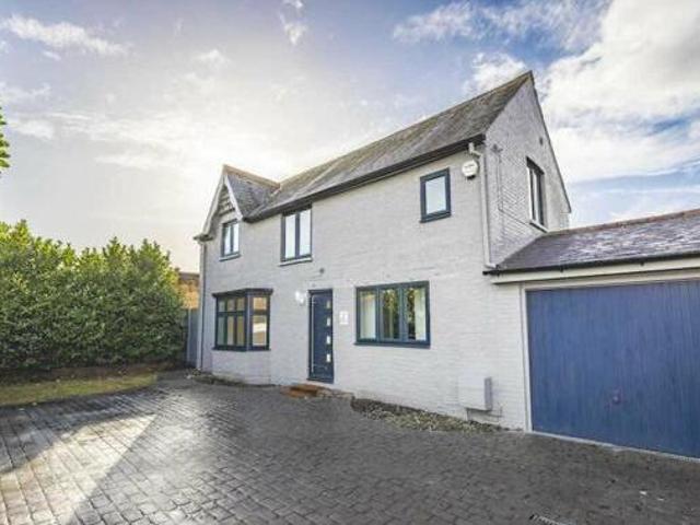 House for sale in Lyons, Greater London
