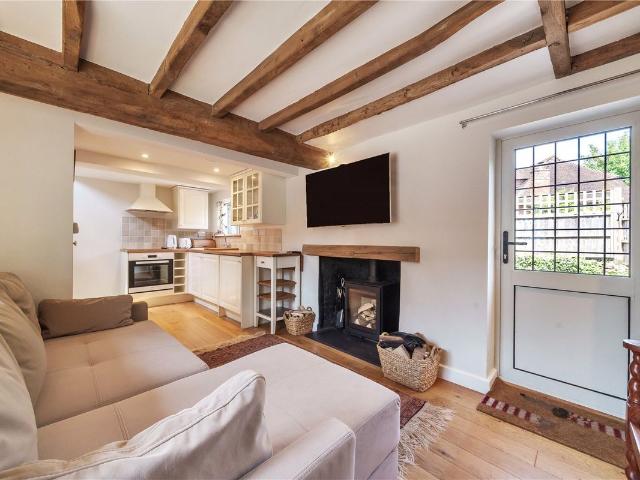 House for rent in Fole, Surrey