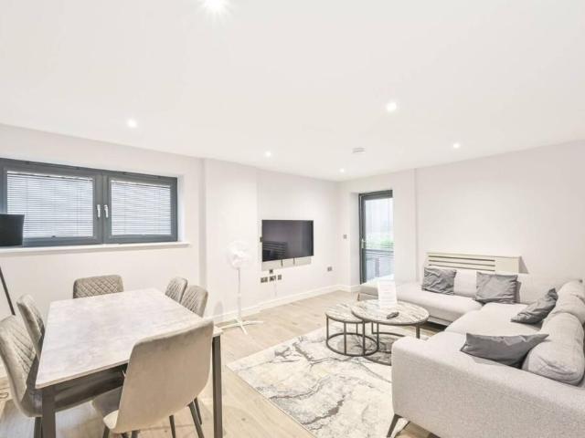 Apartment for rent in Colindale, Greater London