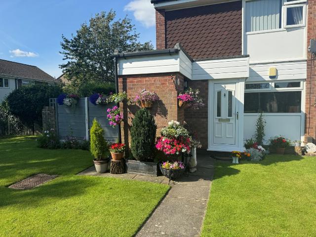 Apartment for rent in Bramhall, Stockport