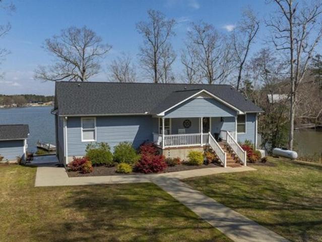 House for sale in Prosperity