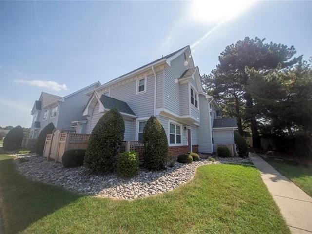Condo for sale in Portsmouth