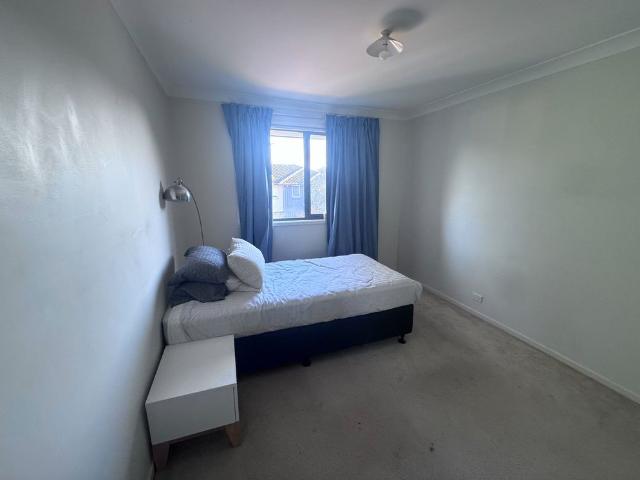 Room for rent in Mornington, Sydney