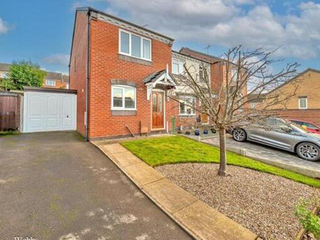 House for sale in Heath Hayes and Wimblebury, Chadsmoor