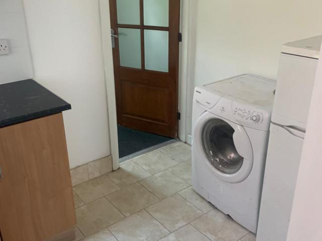 Apartment for rent in Kensington, Calderstones