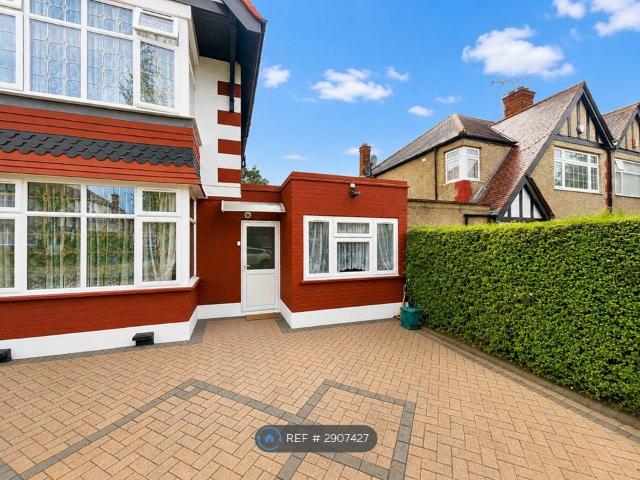 Apartment for rent in Sudbury, Greater London