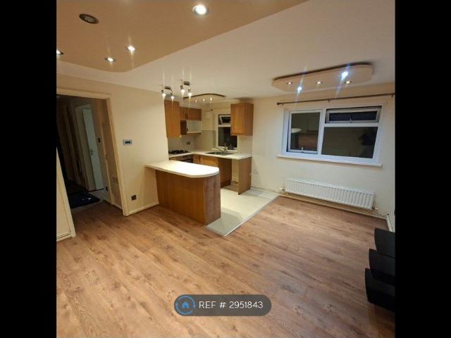 Apartment for rent in Cookridge, West Yorkshire