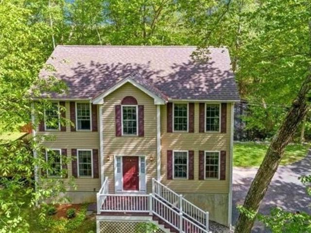 House for sale in Londonderry, Rockingham County