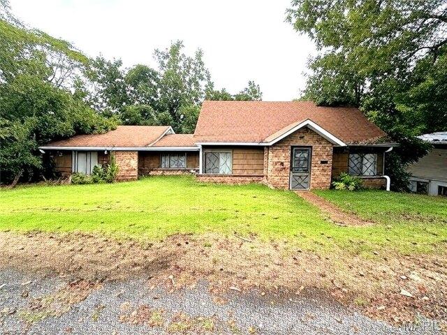 House for sale in Fairview Heights, Illinois